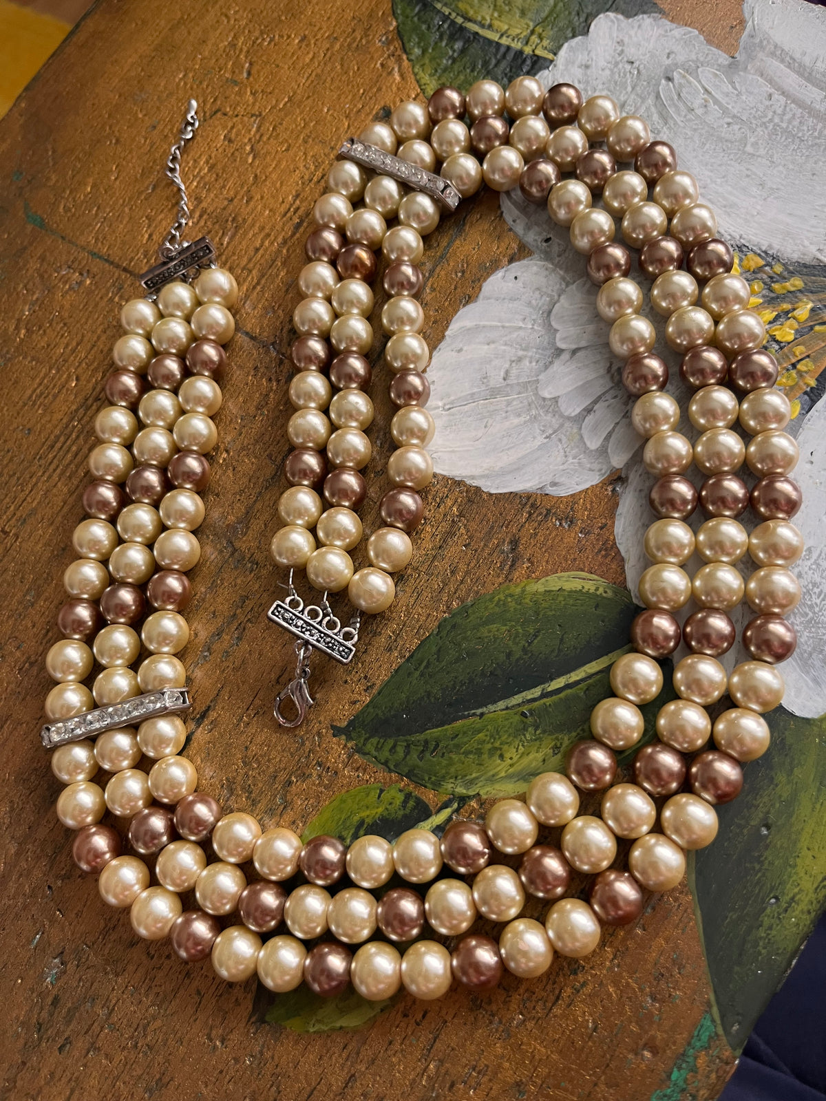 Collana vintage a 3 fili con perle color champagne in due toni con strass
