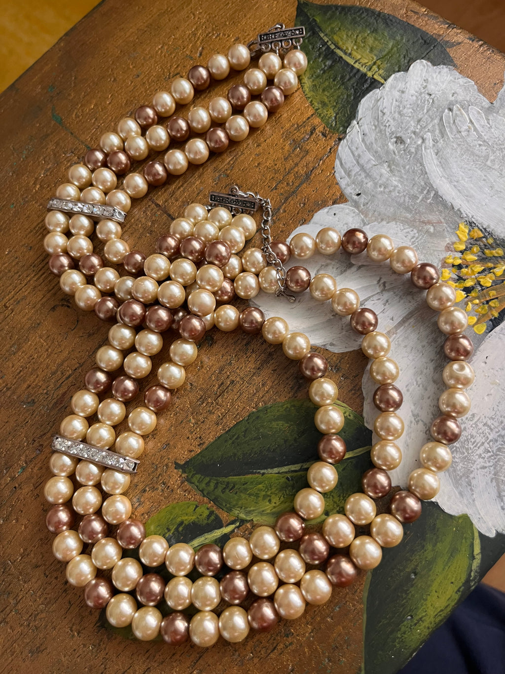 Collana vintage a 3 fili con perle color champagne in due toni con strass
