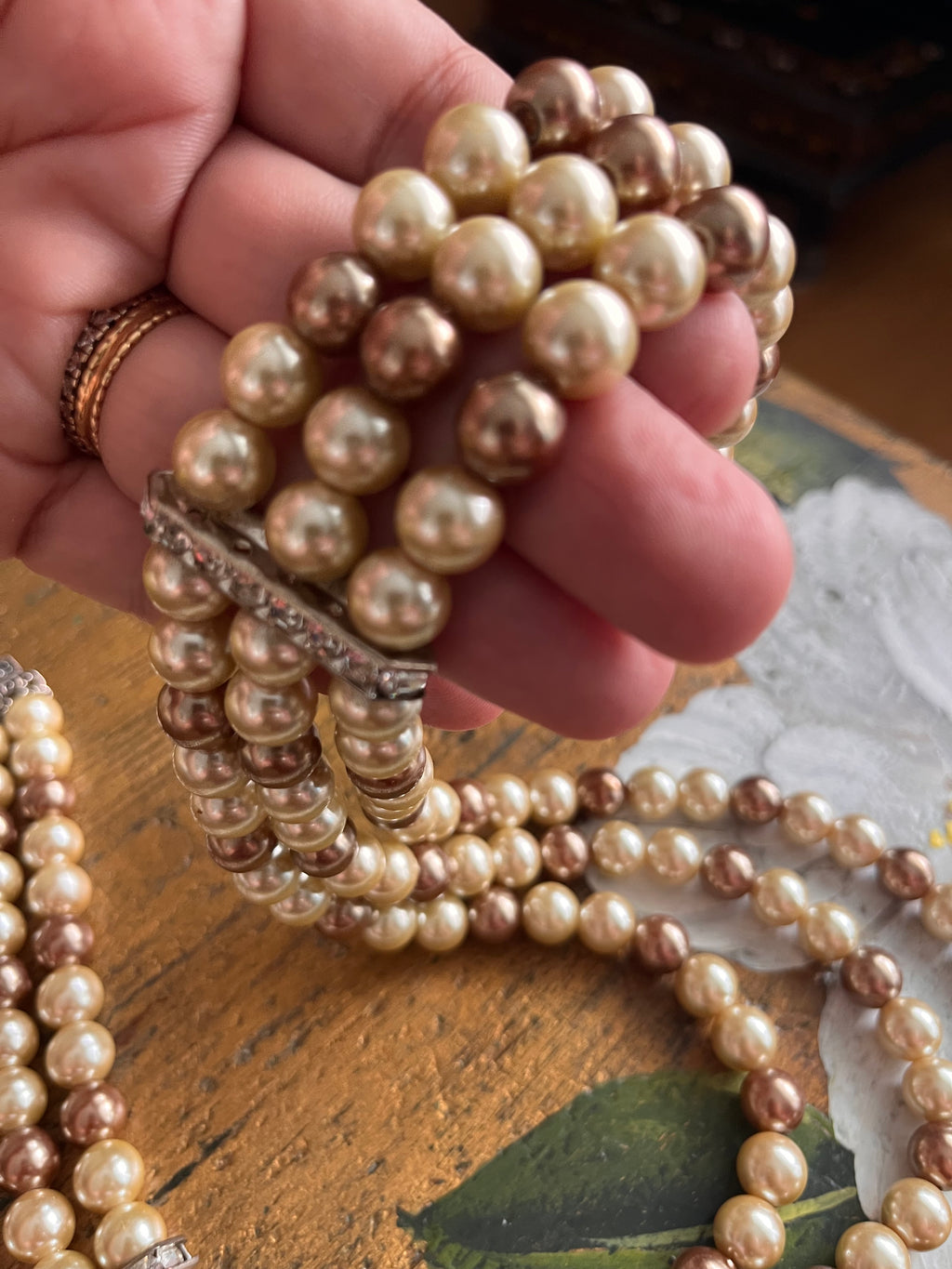 Collana vintage a 3 fili con perle color champagne in due toni con strass