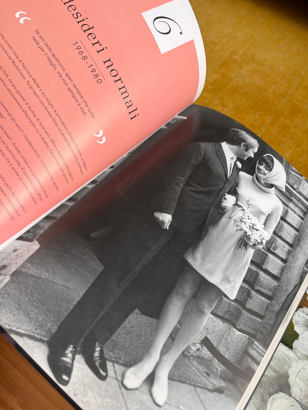 Libro Audrey Hepburn, fotografie e ricordi di una vita di stile e impegno
