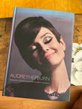 Libro Audrey Hepburn, fotografie e ricordi di una vita di stile e impegno